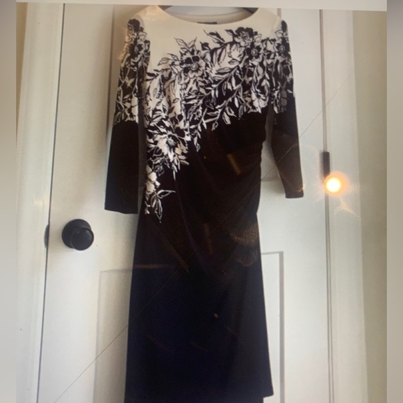 Ralph Lauren Black and White Floral Long Sleeve Dress Size 4 - Picture 8 of 8
